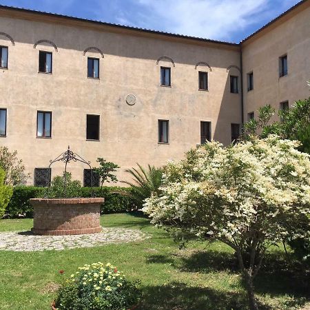 فندق Casa Mater Ecclesiae ماسا ماريتيما المظهر الخارجي الصورة